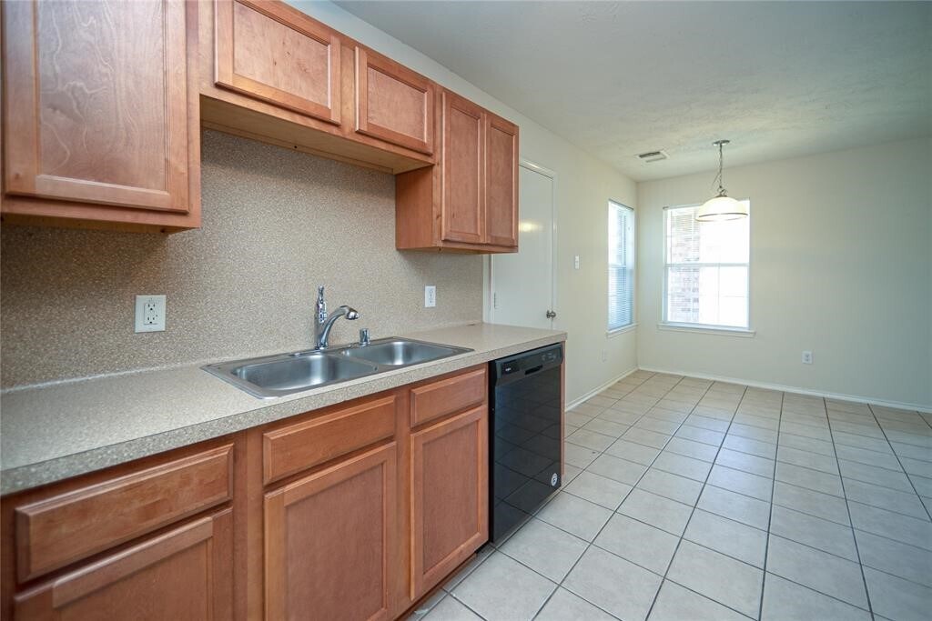Photo - 1408 Sycamore Leaf Way