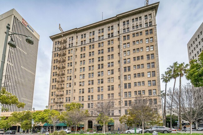 The Gaylord Apartments