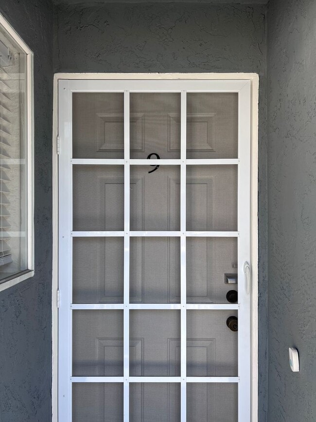 Photo - 4580 Ohio St