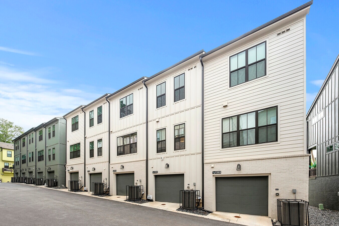 Photo - 1267 Zephyr Blvd SE