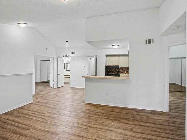 Photo - 437 Fountainhead Cir Unit 280