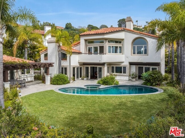 Building Photo - 1445 Cuesta Linda Dr