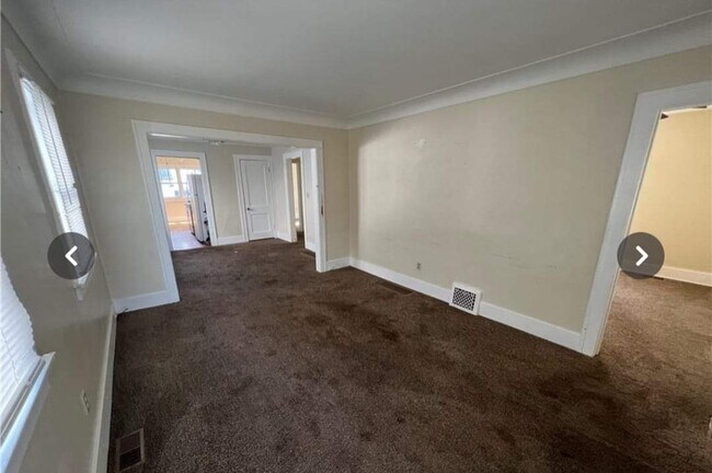 Photo - 1834 Brussels St