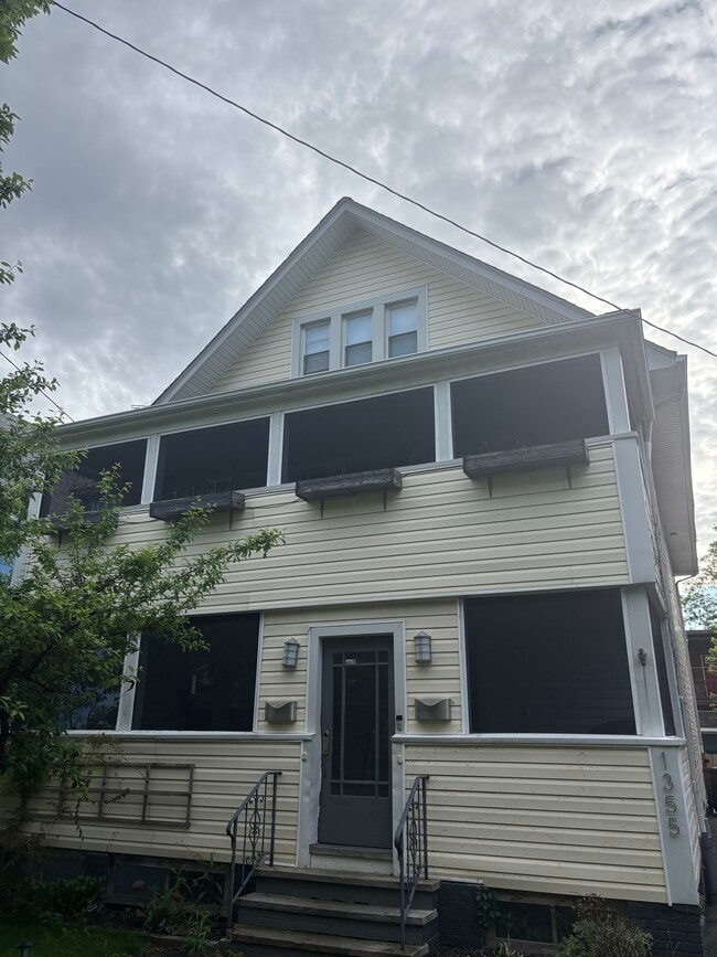 Photo - 1355 Beach Ave House