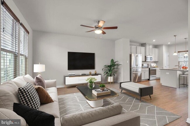 Photo - 2 Kohlmyer Dr