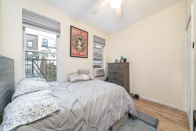 Photo - 109 Bloomfield St Unit 3