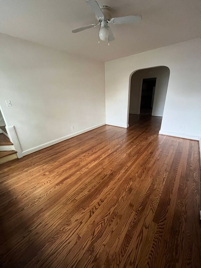 Photo - 118 Baggett Pl