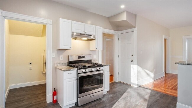 Photo - 32 Robinson St Unit 1