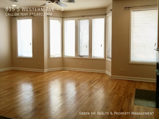 Photo - 815 S Western Ave Unidad 3