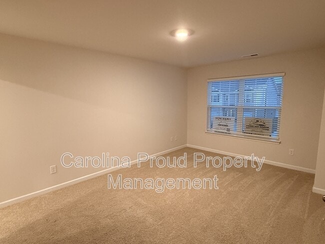 Photo - 3200 Tatlock Wy