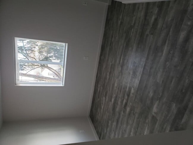 Photo - 123 Oregon Way