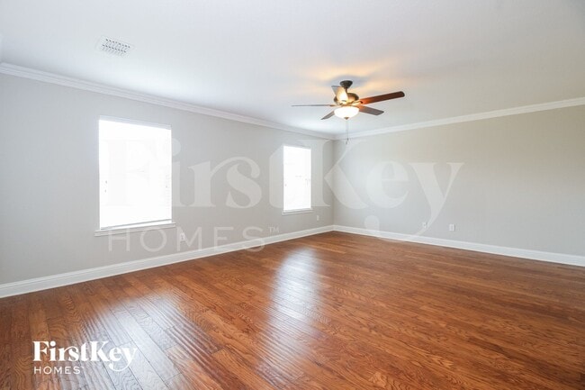 1208 Sage Dr