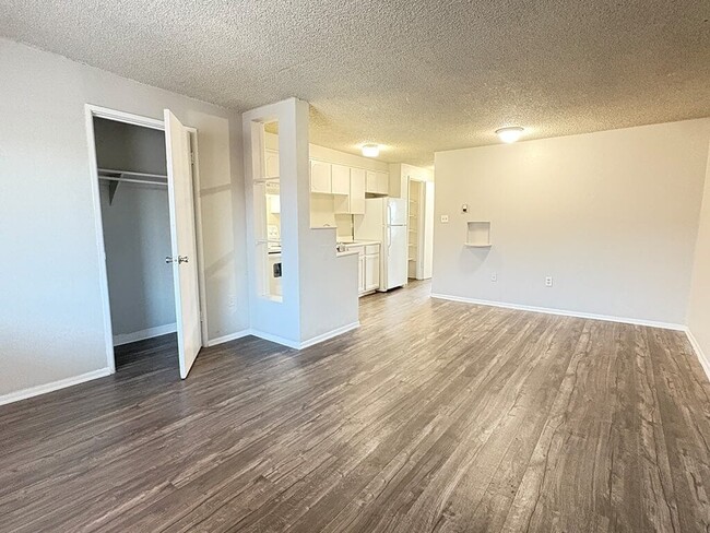 Where Denver Discovers Home - Live On South Federal