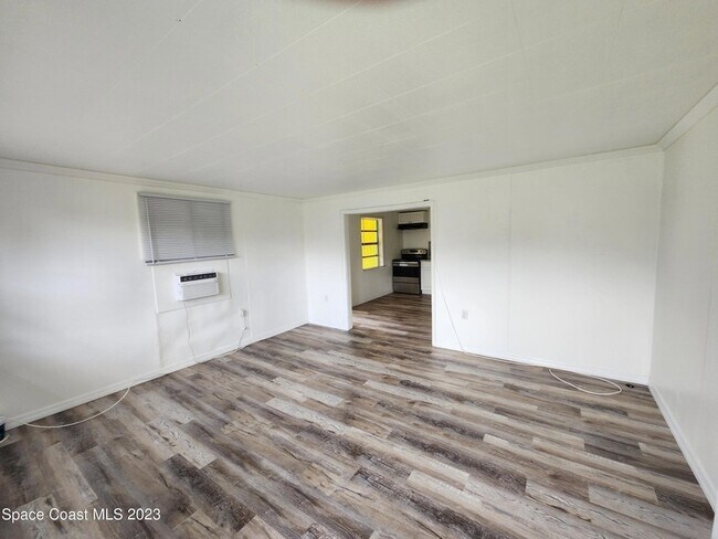 Photo - 72 Bossieux Blvd Unit A