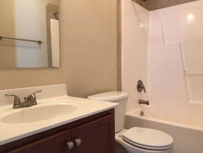 Photo - 241 Collinwood Dr