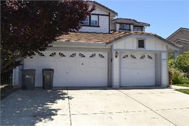 Beautiful 4-Bedroom, 3-Bath Home in Sycamo... - Beautiful 4-Bedroom, 3-Bath Home in Sycamo...