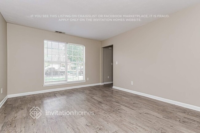 1027 Lear Dr