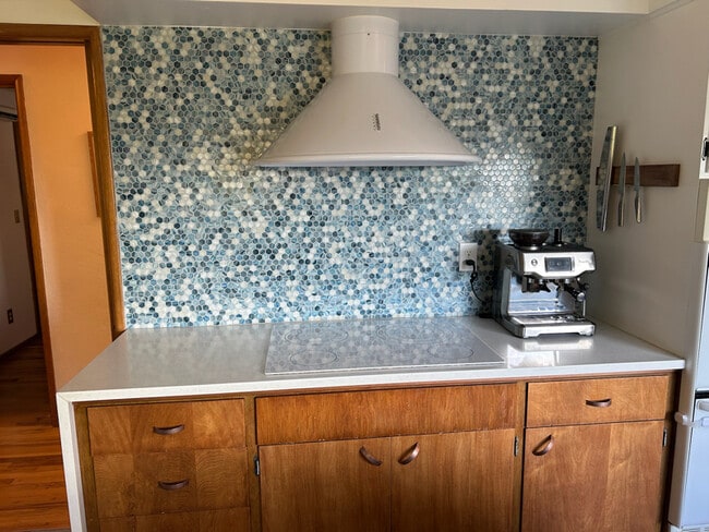 Photo - 504 Meadow View Rd