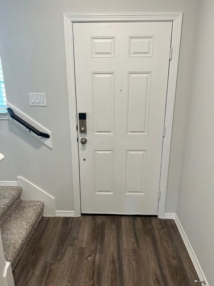 Photo - 26010 Emory Holw Dr