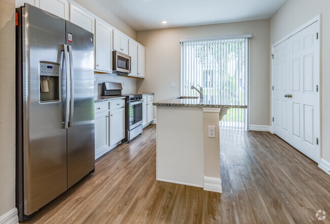 2 BR, 2.5BA - 1,317SF