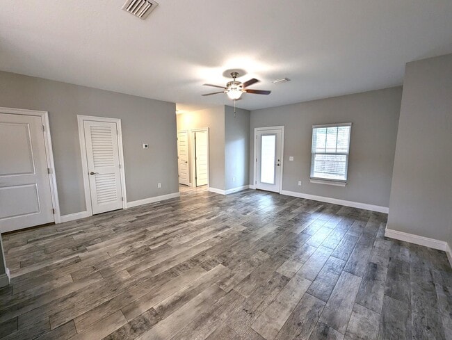 Photo - 2164 Wind Trace Rd N