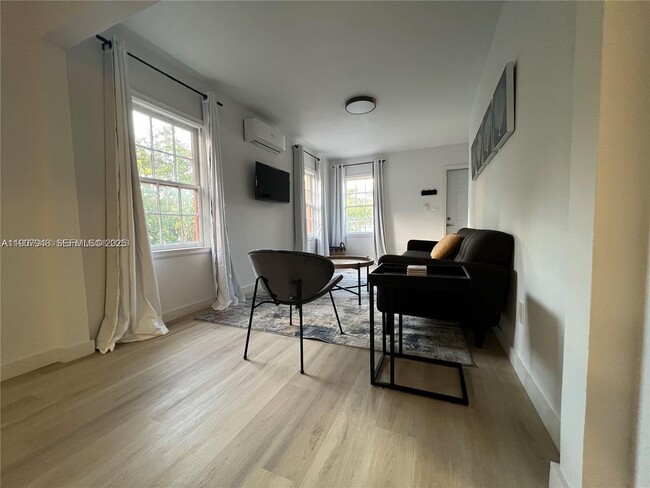 Photo - 421 75th St Unit 3