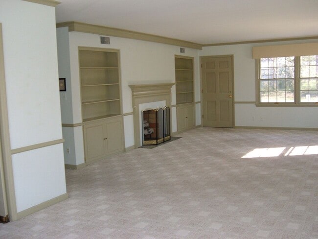 Photo - 108 E Burnam Rd Unit B