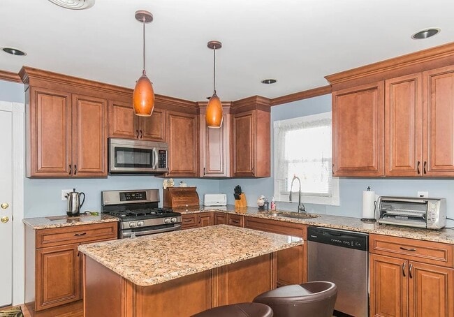 Photo - 66 Whitmore Dr