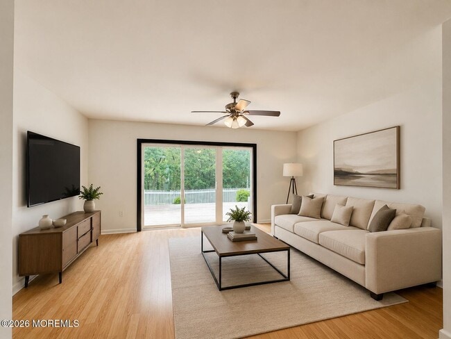 Photo - 207 Lindsey Ct