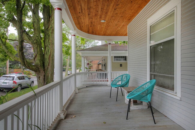 Photo - 721 Kellogg St SE Unit 1