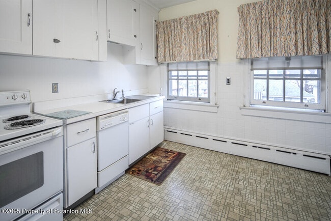 Photo - 1204 Richmont St