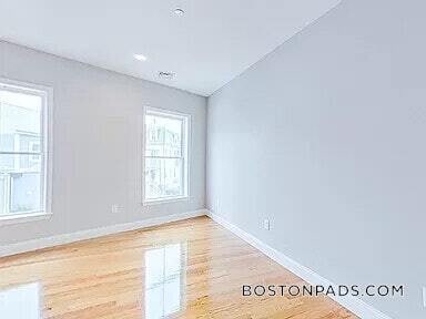 15 Dana Ave Unit 3