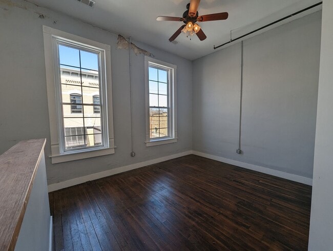 Photo - 1 Bedroom/1 Bathroom Loft in Batesville Unidad B