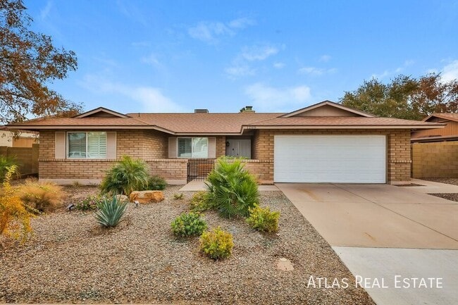 Building Photo - 1209 W Palo Verde Dr Rental