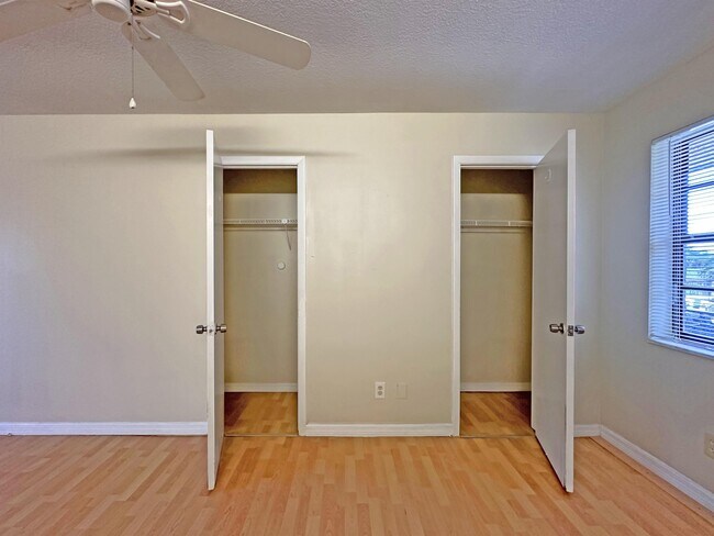 Photo - 1021 SE Monterey Rd