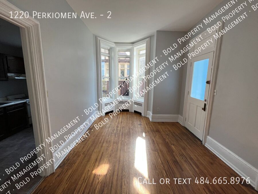 Photo - 1220 Perkiomen Ave Unidad 2