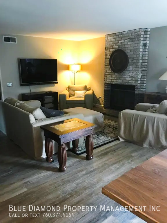 Photo - 1236 Calle Christopher