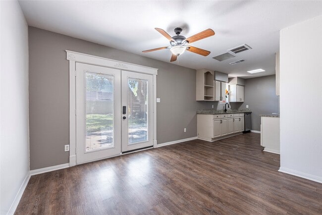 Photo - 502 Bellmar Ln