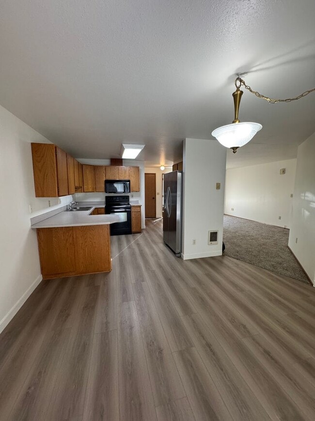 Photo - 1018 Holbrook Ct