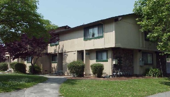 Photo - 7441-7487 Bridgit Dr