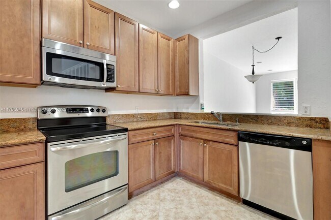 Photo - 16121 Poppy Seed Cir