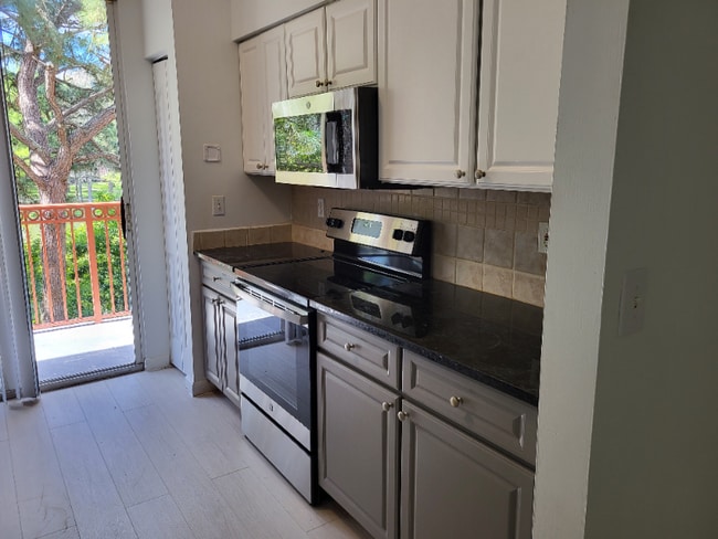 Photo - 2042 Alta Meadows Ln