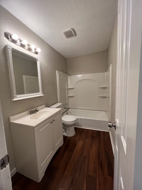 Photo - 2415 Clifton St