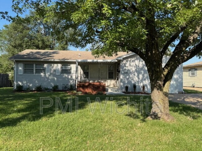 Photo - 3315 S Hiram St