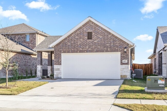 Photo - 607 Clover Crk Dr