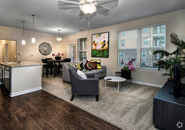2 bed 2 bath - Watermark at Jordan Creek Rental