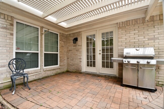 Photo - 1947 Mayweather Ln