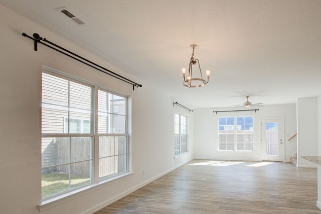 Photo - Like New End Unit Condo, 3 Bed 2.5 Bath