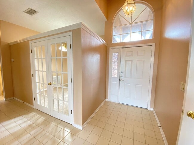 Photo - 3708 Molona Dr