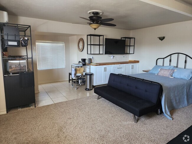 Building Photo - Furnished Studio in Oceanside Rental